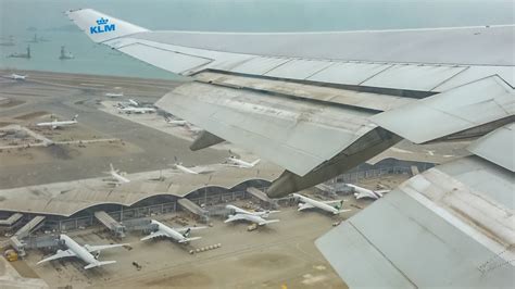 KLM flight KL888 .